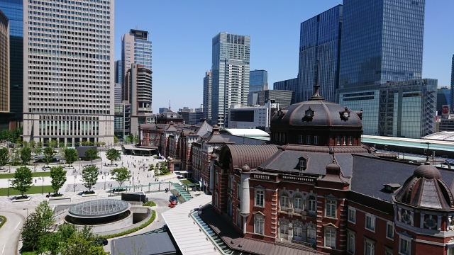 東京駅周辺のオフィス街